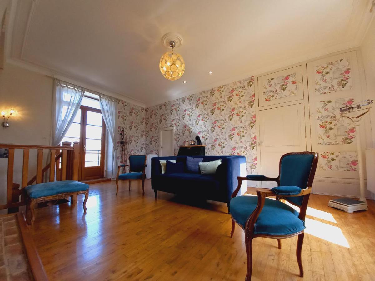 Au Pays De Jacquou : Chambre D'Hotes Et Table D'Hotes Fossemagne Bagian luar foto