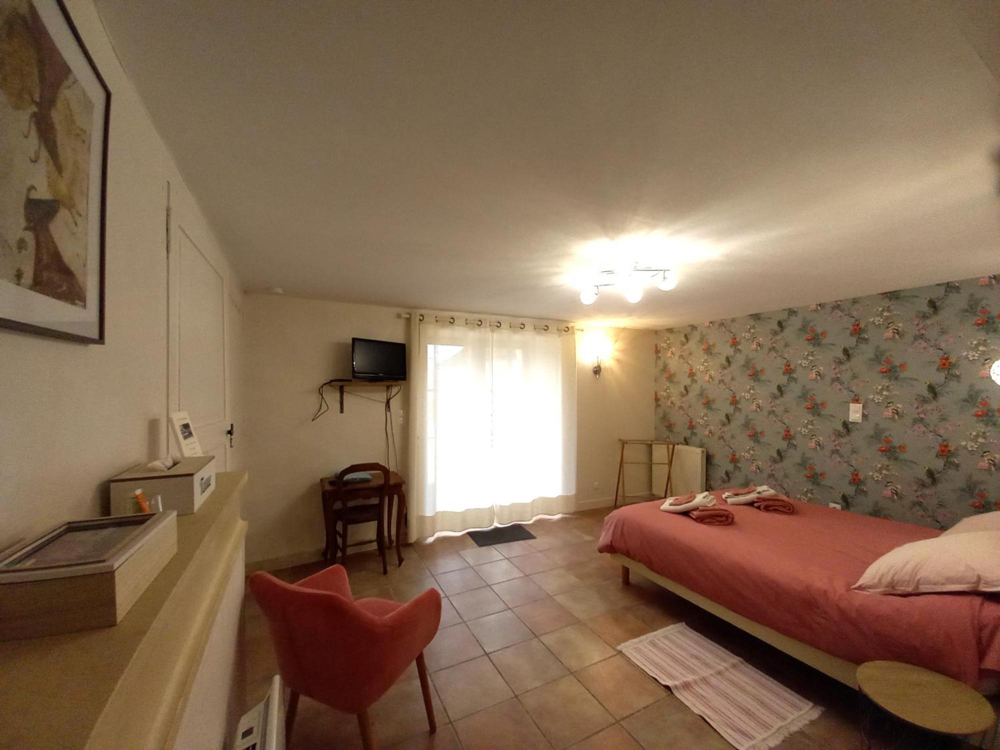 Au Pays De Jacquou : Chambre D'Hotes Et Table D'Hotes Fossemagne Bagian luar foto